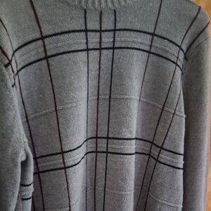 Croft & Barrow Gray Checkered Crewneck Sweater - unisex